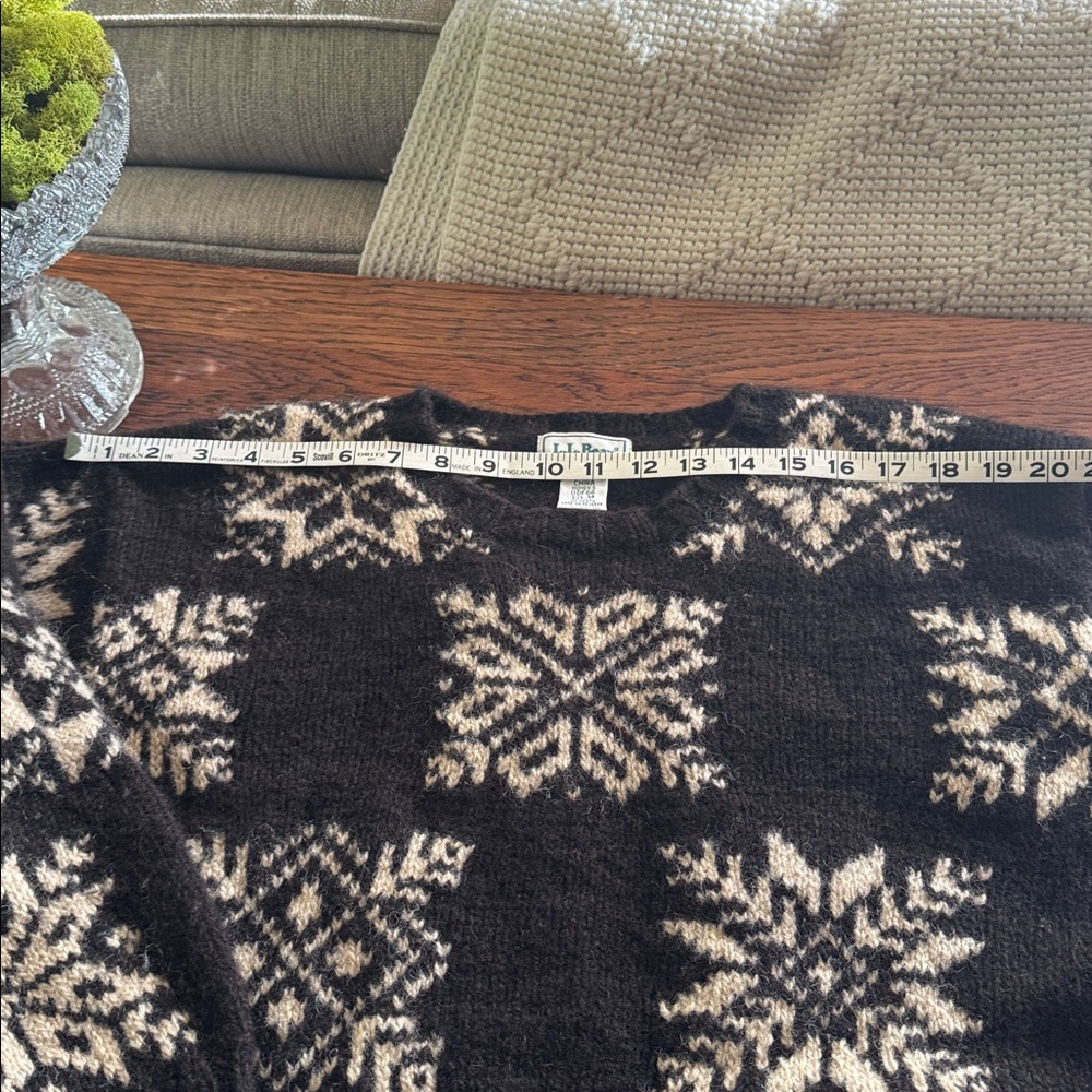 Brown and Cream Snowflake Sweater LLBean Wool - Picture 12 of 12